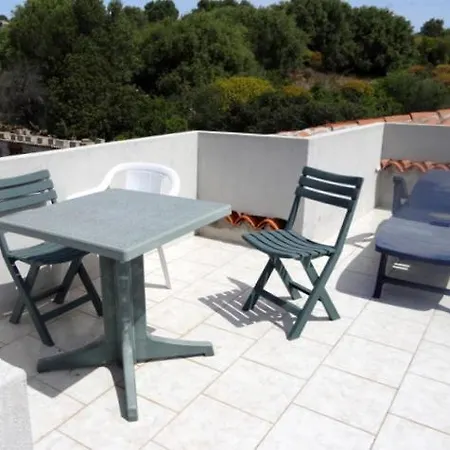 Casa Li Multi Apartment Budoni