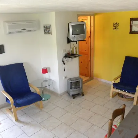 Casa Li Multi Apartman *